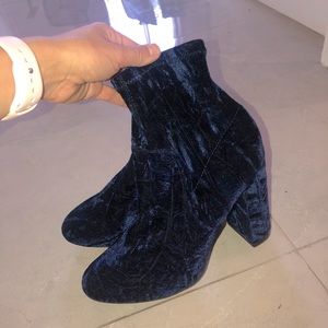 Size 7 mossimo supply co blue velvet boots